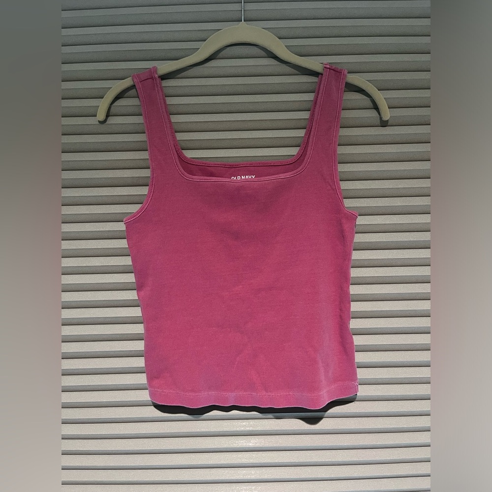 Cute square cut tank top.